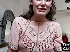 18 años, Morena, Dominación, Dominacion femenina, Lencería, Dinero, Solo, Adolescente