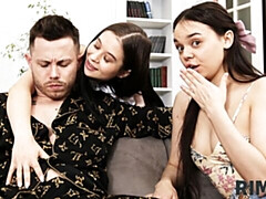 Анальный секс, Большая жопа, Минет, Брюнетки, Собачьи, Натуральные сиськи, Молоденькие, Сиськи