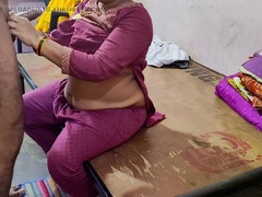 Desi Wife Hardcore Fucking Teen Boy - Blowjob & Cumshot in Hindi - Real Homemade Indian Aunty