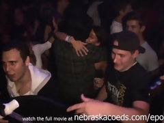 Universiteit, Flashing, Vriendin, Hd, Onschuldig, Naakt, Feest, Tiener