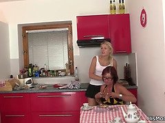 Cul, Beauté, Blonde, Femme couguar, Mère que j'aimerais baiser, Maman, Chatte, Belle mère