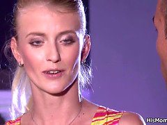 Checa, Consolador, Enorme, Lesbiana, Maduro, Mamá, Realidad, Tetas