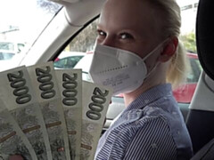 Rubia, Mamada, Coche, Estilo perrito, Al aire libre, Bofetada, Adolescente, Tetas