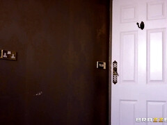 Jimena Lago and Amber Jayne threesome porn clip