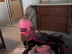 Бикини, Пальцем, Эксгибиционист, Подружка, Крошечные, Бритые, Сквиртинг, Сиськи