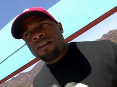 Grosser schwanz, Grosse titten, Blondine, Blasen, Besamung, Hardcore, Interrassisch, Flotter dreier