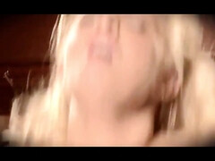 Leie, In den arsch, Asiatisch, Tussi, Grosser arsch, Braunhaarige, Familie, Hardcore