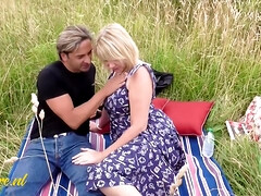Amy Goodhead In Posh British Milf Amy Fucked In Public By A Stranger