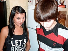 Sucer une bite, Brunette brune, Cocu, Culottes ou slips, Russe, Rasée, Adolescente, Nénés