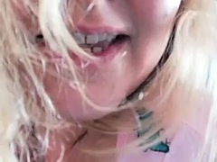 Enthousiasteling, Mooie dikke vrouwen, Grote mammen, Blond, Mollig, Fetisj, Flashing, Moeder die ik wil neuken