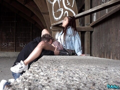 Leie, Amerikanisch, Blasen, Schwanz, Latina, Natürlichen titten, Im freien, Öffentlich