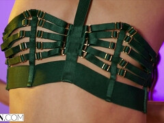 18 jaar, Bruinharig, Sperma in gezicht, Vingeren, Hardcore, Hd, Kut duiken, Tiener