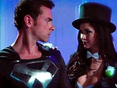 Gros cul, Grosse bite, Gros seins, Sucer une bite, Brunette brune, En levrette, Mère que j'aimerais baiser, Nylon