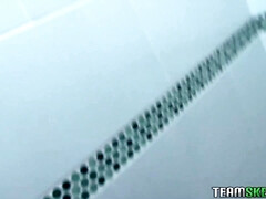 Grosse bite, Gros seins, Brunette brune, Plantureuse, Hard, Fille latino, Seins naturels, Nénés