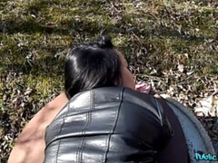 Amateur, Mamada, Corridas, Pajear, Al aire libre, Pov, Público, Tragarse