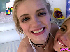 Verga grande, Mamada, Semen en la boca, Corridas, Atragantadas, Pequeña, Adolescente, Trio