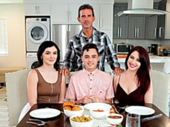 Schlafzimmer, Blasen, Hundestellung, Natürlichen titten, Muschi, Dürr, Jungendliche (18+), Titten