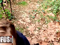 Blond, Pijpbeurt, Hd, Natuurlijke tieten, Openbaar, Russisch, Kousen, Tieten likken