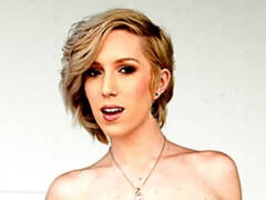 Grosser schwanz, Blondine, Blasen, Hundestellung, Lingerie, Kurzes haar, Dürr, Jungendliche (18+)