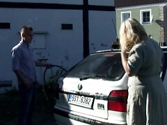 Любители, Большие сиськи, Блондинки, Грудастые, Застукали, Измена, Зрелые, На природе