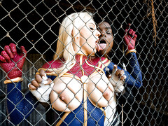 Mamada, Corrida, Ébano, Interracial, Látex, Lesbiana, Latex, Cabello corto