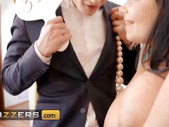 Blasen, Sperma im mund, Hundestellung, Schwarz, Frau frau mann, Hd, Natürlichen titten, Ablutschen