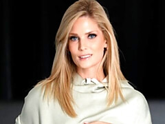 Grosser arsch, Grosser schwanz, Blondine, Blasen, Hundestellung, Natürlichen titten, Jungendliche (18+), Titten