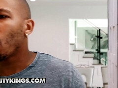 Enthousiasteling, Slaapkamer, Diep in de keel, Hondjeshouding, Kokhalzen, Interraciaal, Keuken, Zoon