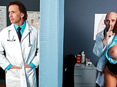 Grote kont, Grote lul, Blond, Pijpbeurt, Hondjeshouding, Vingeren, Moeder die ik wil neuken, Verpleegster