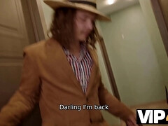 18 ans, Blonde, Cocu, Double pénétration anale, Double pénétration, Hd, Russe, Tatouage