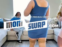 Coulisses, Sucer une bite, Attrapée, Faciale, Hd, Léchez, Belle mère, Se déshabiller