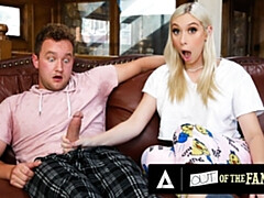 Grosse bite, Gros seins, Sucer une bite, En levrette, Seins naturels, Chatte, Réalité, Soeurs