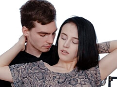 Anal, Brunette brune, En levrette, Tatouage, Nénés