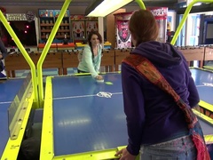 Enthousiasteling, Bruinharig, Vriendin, Lesbisch, Klein, Doordringend, Kut duiken, Geschoren