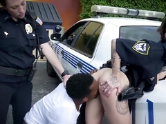 Pijpbeurt, Auto, Classisch, Diep in de keel, Hd, Moeder die ik wil neuken, Kut duiken, Trio