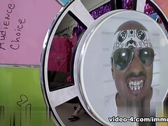 Красивые, Минет, Смазливые, Член, Хд, Втроем, Сиськи, Игрушки