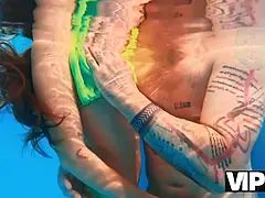 Beauté, Tromperie, Petite amie, Hd, Fille latino, Piscine, Criant, Adolescente