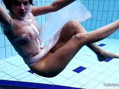 Tetas grandes, Morena, Vestido, Fetiche, Ruso, Solo, Adolescente, Bajo el agua