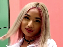 18 летние, Азиатки, Большой член, Одетые девушки голые парни, Лизание, Киски, Школьница, Молоденькие