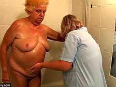 Mooi, Blond, Rondborstig, Omie, Moeder die ik wil neuken, Kut duiken, Stiefmoeder, Trio