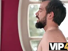 Enthousiasteling, Stel, Hd, Rijpe lesbienne, Natuurlijke tieten, Orgasme, Roodharige vrouw, Kousen