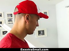Exxxtrasmall-lucky gamer catches and bangs pikachu pokemon go