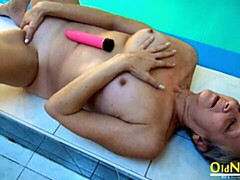 Beautiful poolside masturbation with a nice mature blonde Jitka