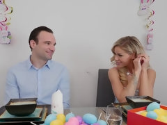 Спальня, Блондинки, Минет, Собачьи, Хд, На кухне, Наездница, Жена