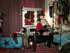 Cul, Gros seins, Brunette brune, Masturbation, Seins naturels, Chatte, Solo, Mouillée