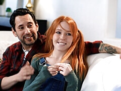 Culo, Verga grande, Estilo perrito, Doble penetracion, Tetas naturales, Pelirrojo, Flaco, Adolescente