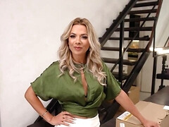 Gros seins, Blonde, Pieds, Fétiche des pieds, Branlette thaïlandaise, Hd, Mère que j'aimerais baiser, Pov