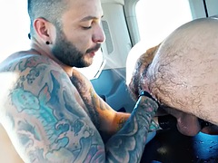 Kont, Fetisj, Homo, Handschoenen, Harig, Rijpe lesbienne, Doordringend, Tatoeage