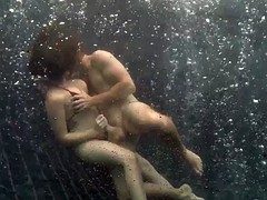 underwater sex  -munching on melanie