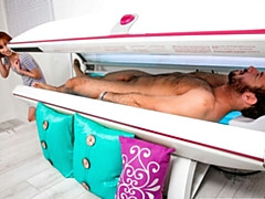 Grosser arsch, Grosser schwanz, Grosse titten, Hundestellung, Lecken, Muschi, Rotschopf, Kurzes haar